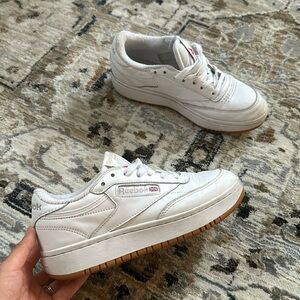 Reebok classic C gently used